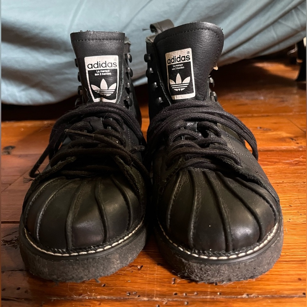 Worn once. Still in excellent condition. Not really my style - impulse purchase.